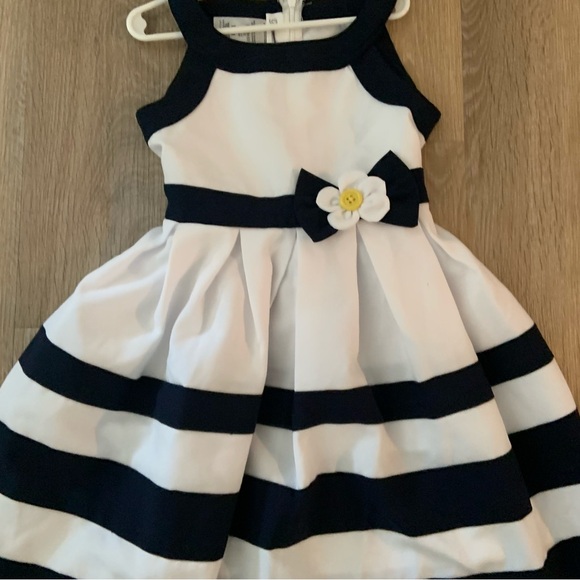 Bonnie Jean GirlSize 8 Navy  & White Pleated Sleeveless Special Occasion Dress - Picture 5 of 10